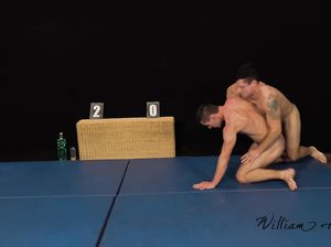 Жесткий реслинг геев закончился крутой дрочкой