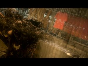 Монстр напал на деревенскую девушку и выебал ее