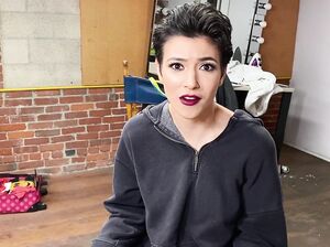 Гибкое одиночество нуждается в оргазме