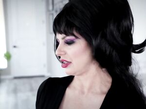 Маньяк с твердым хуякой