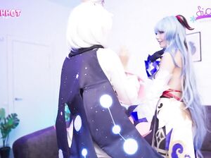 Костюмы добавляют лесбийской смелости