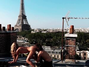 В городе романтики обязательно нужно трахаться