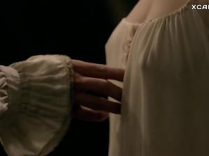 Эротическая сцена в сериале Чужестранка (Катрина Бальф)